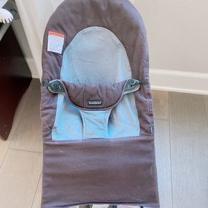 Babybjorn bouncer